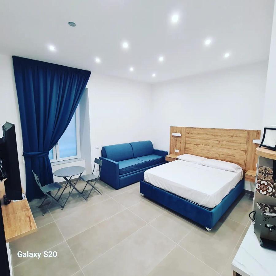 Residenza Nascari Al Plebiscito Naples